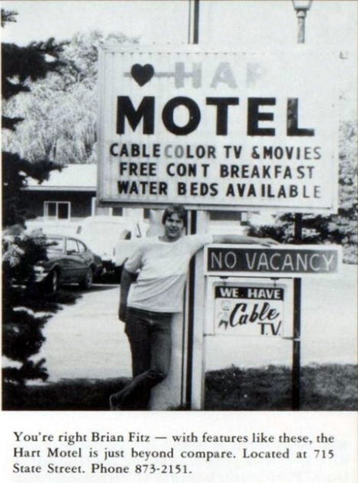 Hart Motel - 1983 High School Yearbook Ad